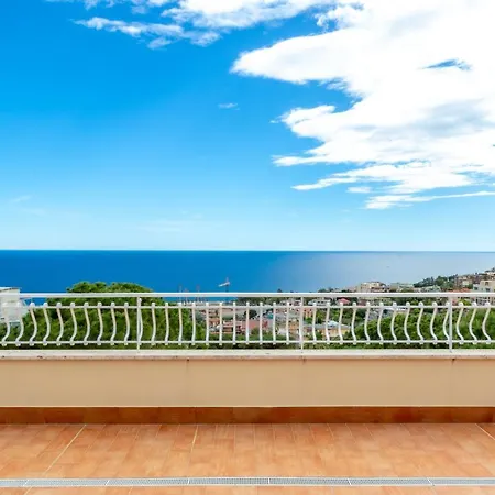 דירה 168b - La Terrazza Sul Mare, Casa A 10 Minuti Da Spiaggia, Parcheggio Privato Gratis *