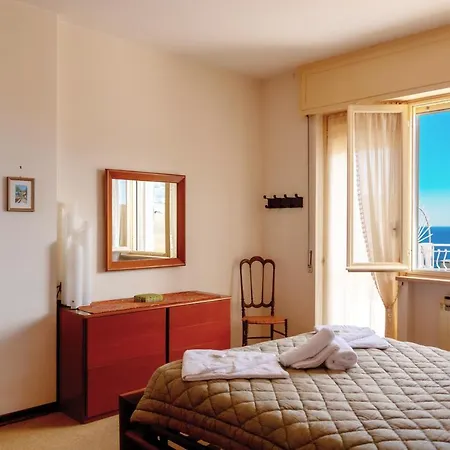 아파트 168b - La Terrazza Sul Mare, Casa A 10 Minuti Da Spiaggia, Parcheggio Privato Gratis *