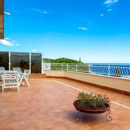 168b - La Terrazza Sul Mare, Casa A 10 Minuti Da Spiaggia, Parcheggio Privato Gratis * 산레모